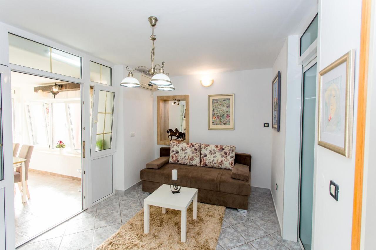 Apartments Desiree Sutivan Zewnętrze zdjęcie