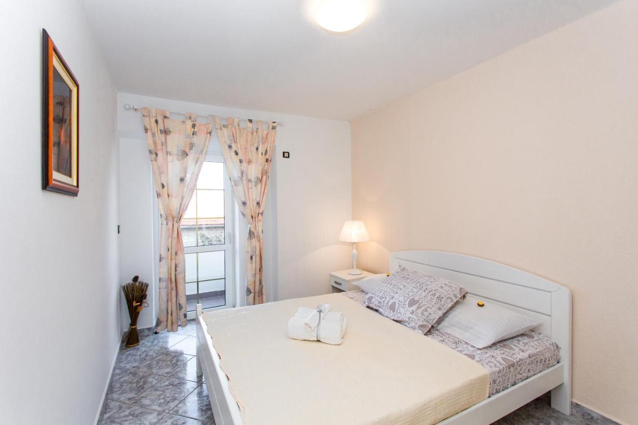 Apartments Desiree Sutivan Zewnętrze zdjęcie