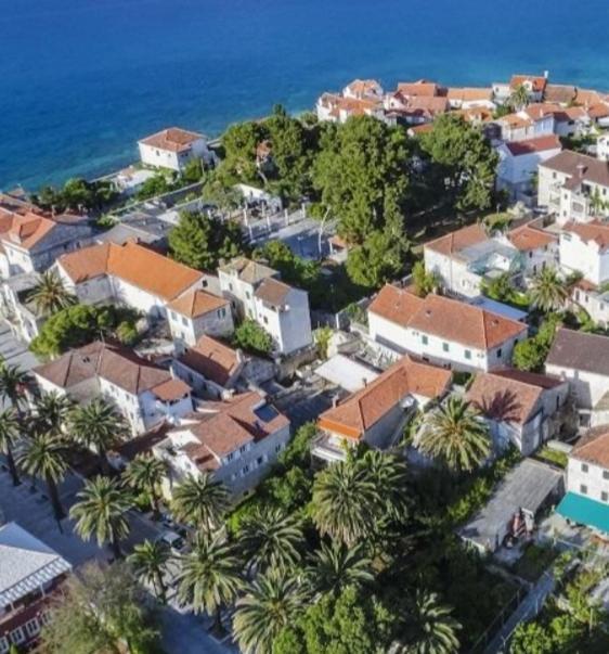 Apartments Desiree Sutivan Zewnętrze zdjęcie